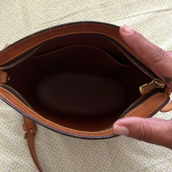 Louis Vuitton Monogram Drout crossbody bag! - Picture 6 of 9